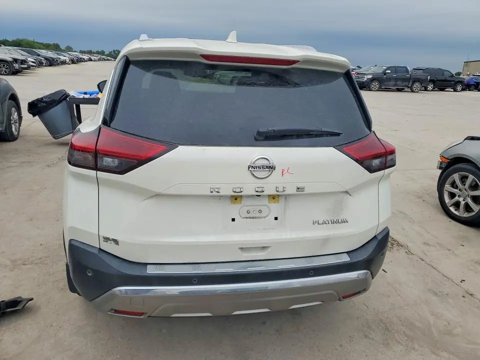 2021 NISSAN ROGUE PLATINUM  