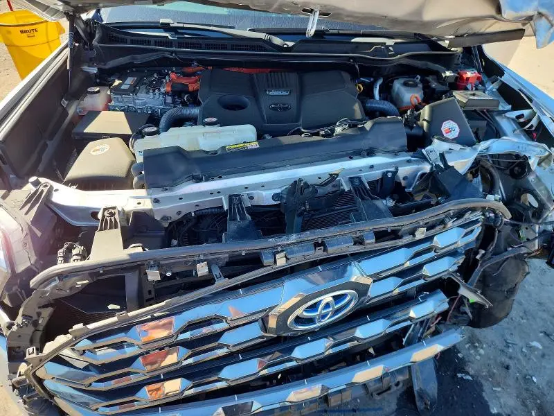 2023 TOYOTA TUNDRA PLATINUM HV  