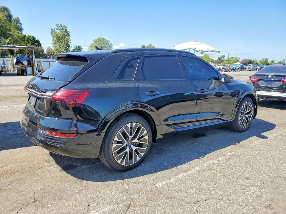 2024 AUDI Q8 E-TRON PREMIUM PLUS  