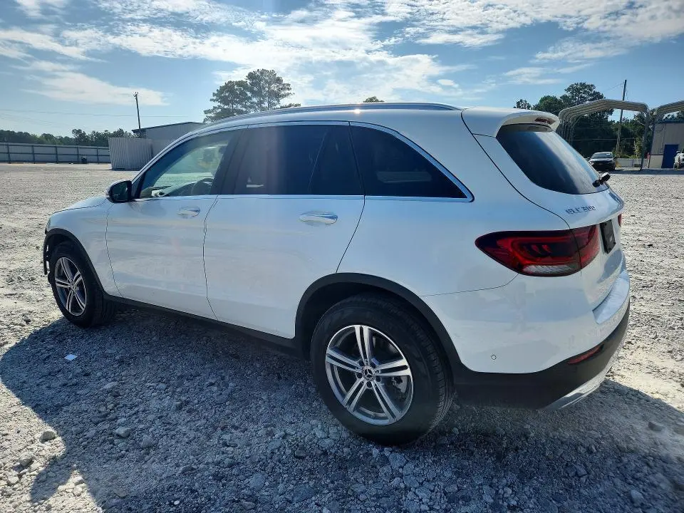 2022 MERCEDES-BENZ GLC 300  