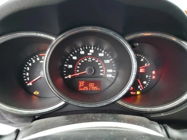 2011 KIA SORENTO BASE  
