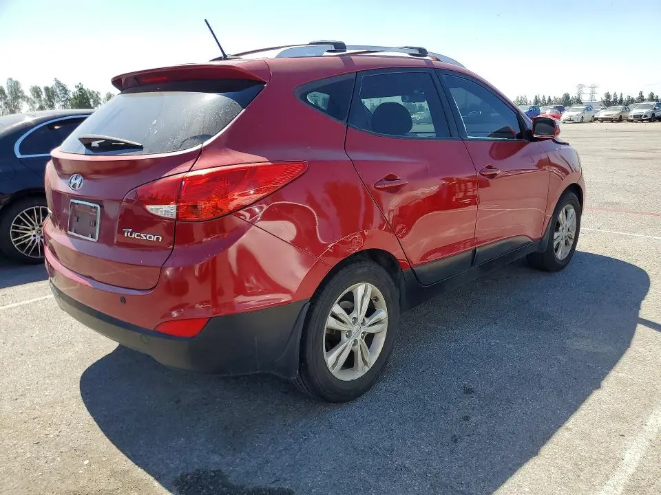 2012 HYUNDAI TUCSON GLS  