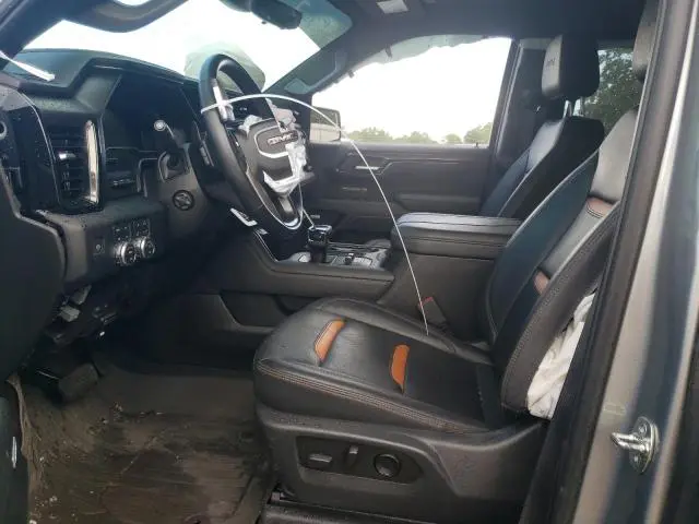 2023 GMC SIERRA K1500 AT4  