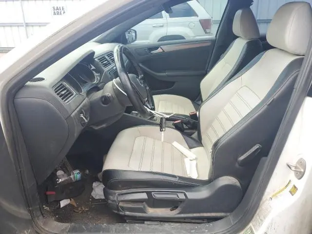 2016 VOLKSWAGEN JETTA SPORT  