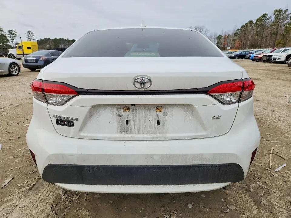 2021 TOYOTA COROLLA LE  