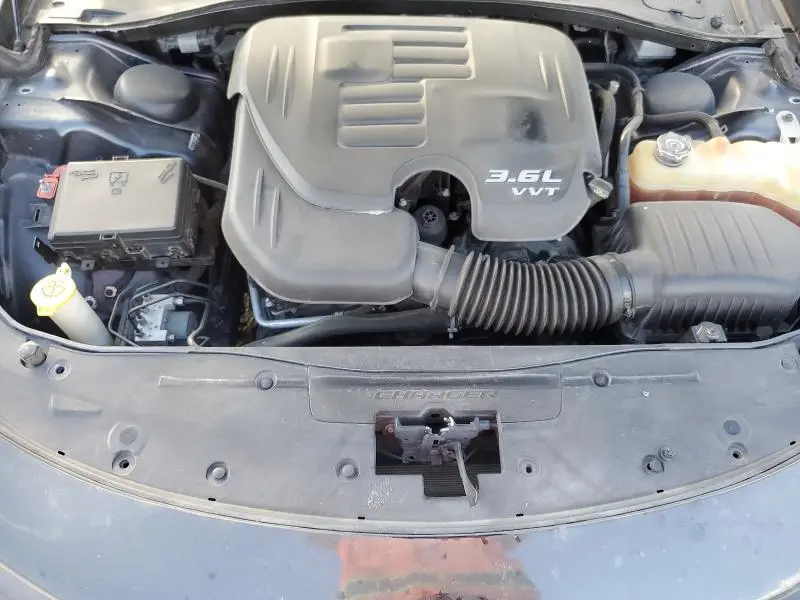 2017 DODGE CHARGER SE  