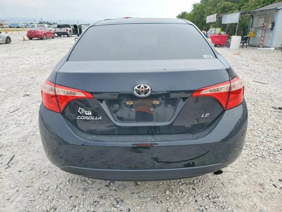 2018 TOYOTA COROLLA LE  