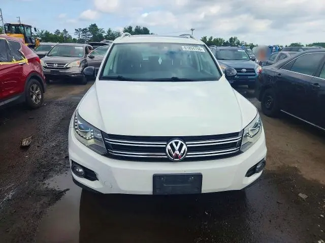 2017 VOLKSWAGEN TIGUAN SPORT  