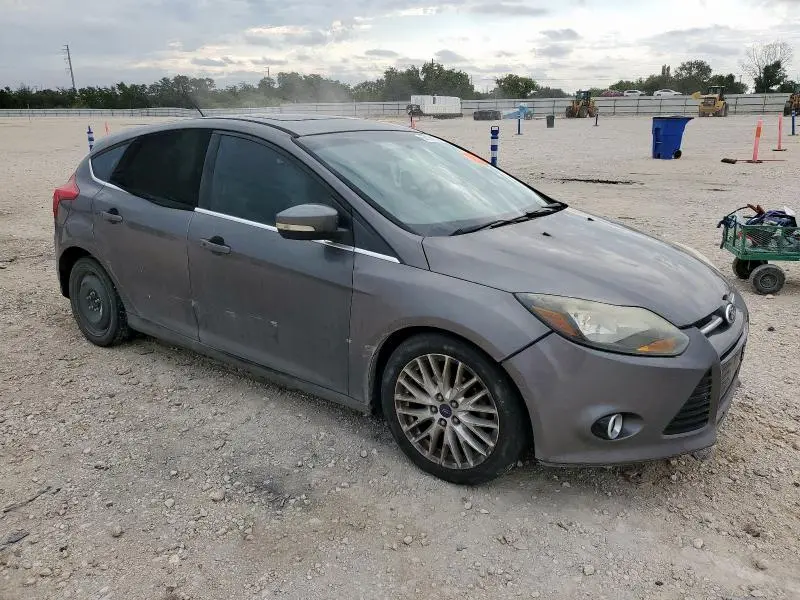 2014 FORD FOCUS TITANIUM  