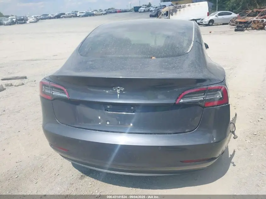 2018 TESLA MODEL 3 LONG RANGE/PERFORMANCE