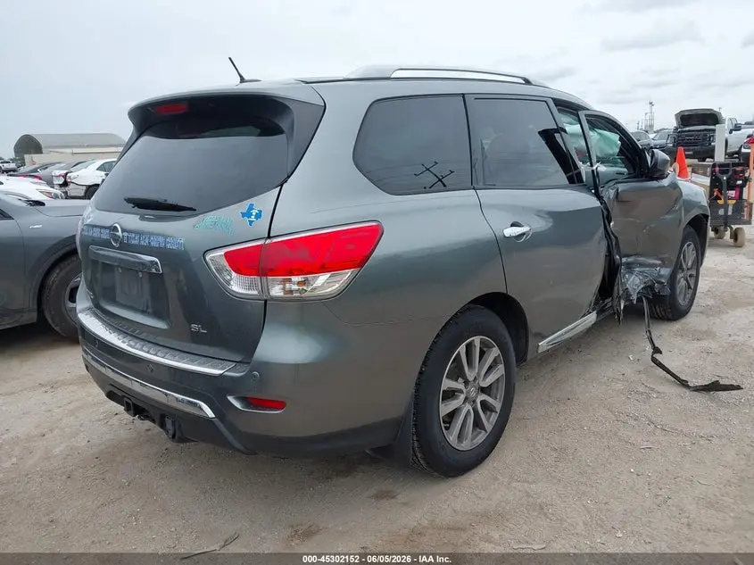 2015 NISSAN PATHFINDER SL