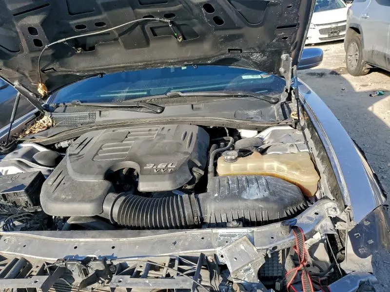 2017 DODGE CHARGER SXT  