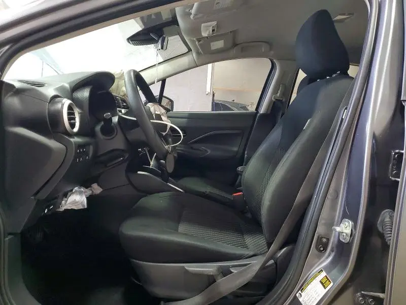 2020 NISSAN VERSA S  