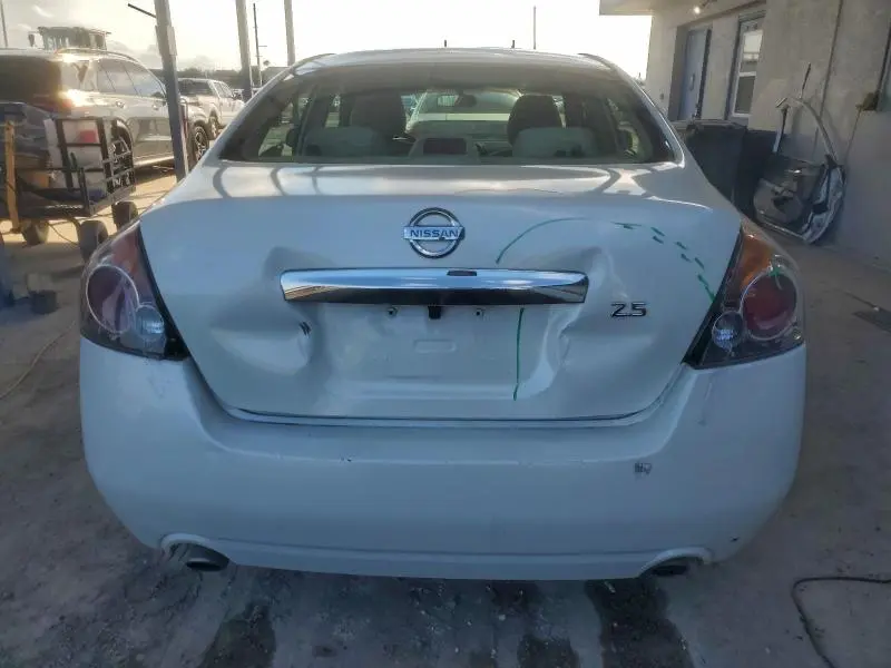 2010 NISSAN ALTIMA BASE  