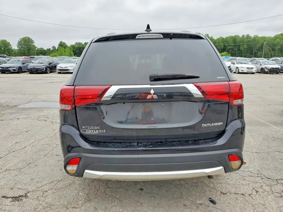 2018 MITSUBISHI OUTLANDER SE  