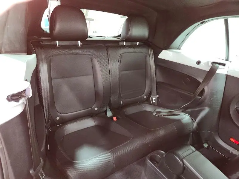 2019 VOLKSWAGEN BEETLE S  