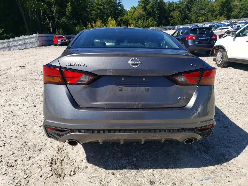 2024 NISSAN ALTIMA SL  