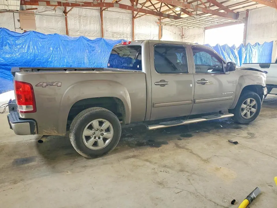 2013 GMC SIERRA K1500 SLT  