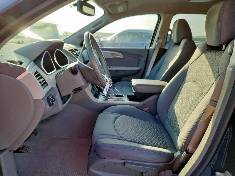 2012 CHEVROLET TRAVERSE LS  