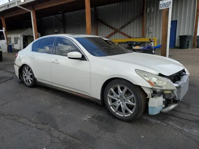 2011 INFINITI G37   