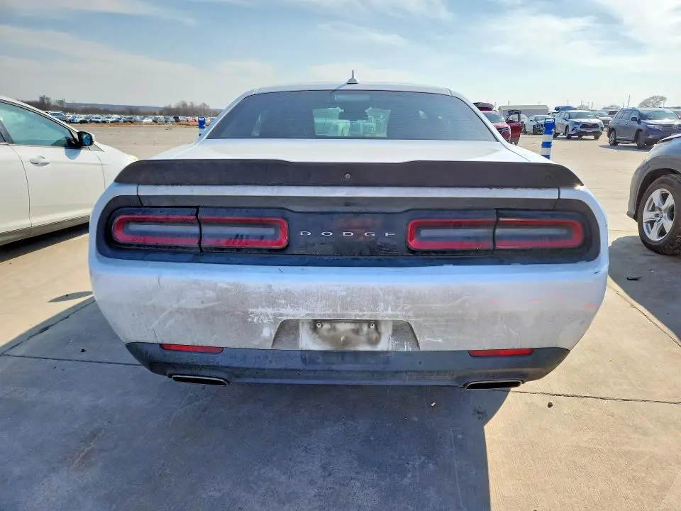 2018 DODGE CHALLENGER SXT  