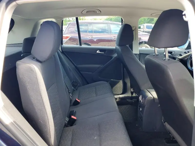 2013 VOLKSWAGEN TIGUAN   
