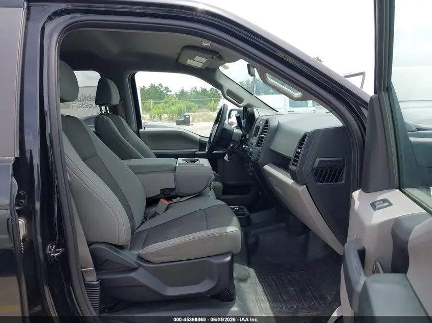 2017 FORD F-150 XL