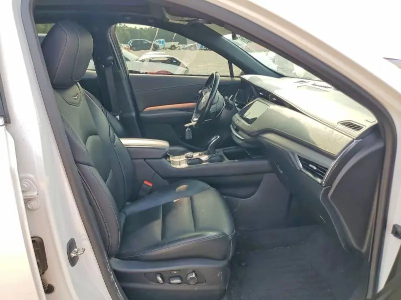 2020 CADILLAC XT4 PREMIUM LUXURY  
