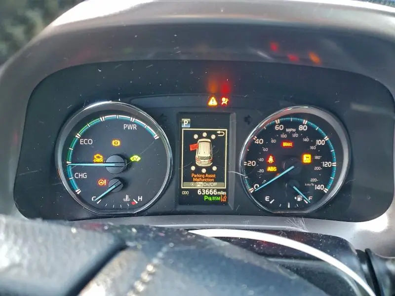 2016 TOYOTA RAV4 HV XLE  