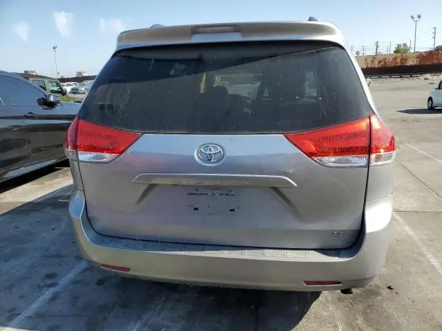 2011 TOYOTA SIENNA LE  