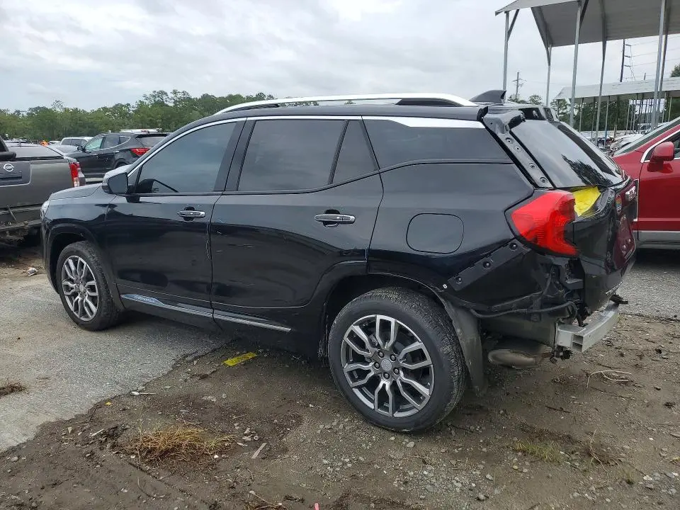2023 GMC TERRAIN DENALI  