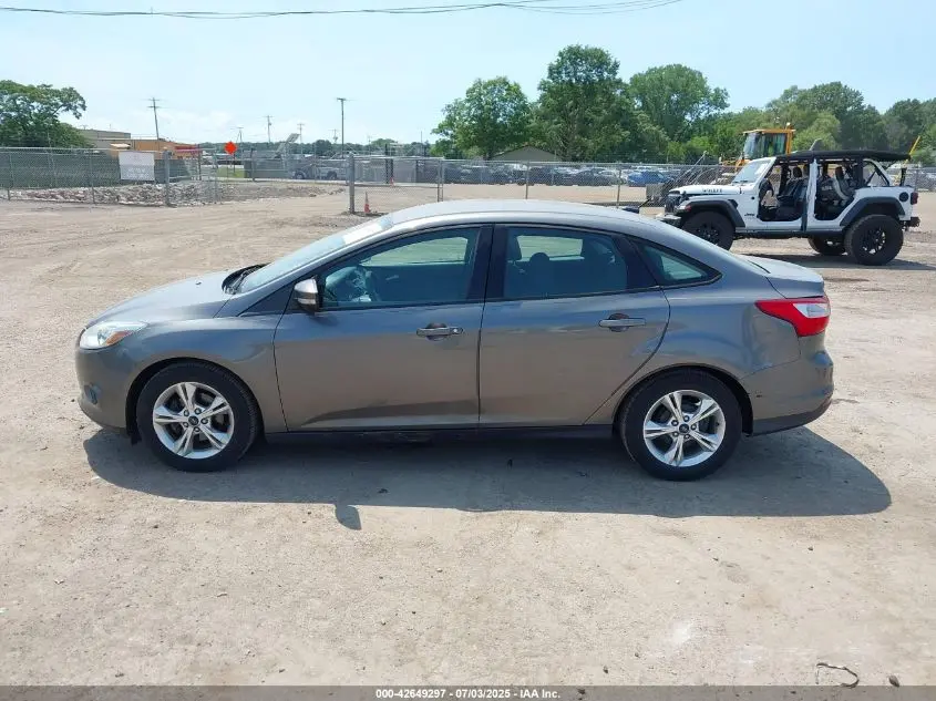 2013 FORD FOCUS SE