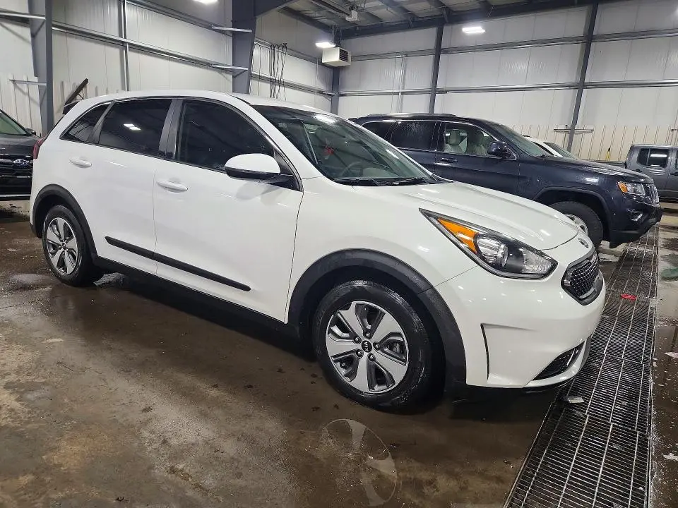 2019 KIA NIRO FE  