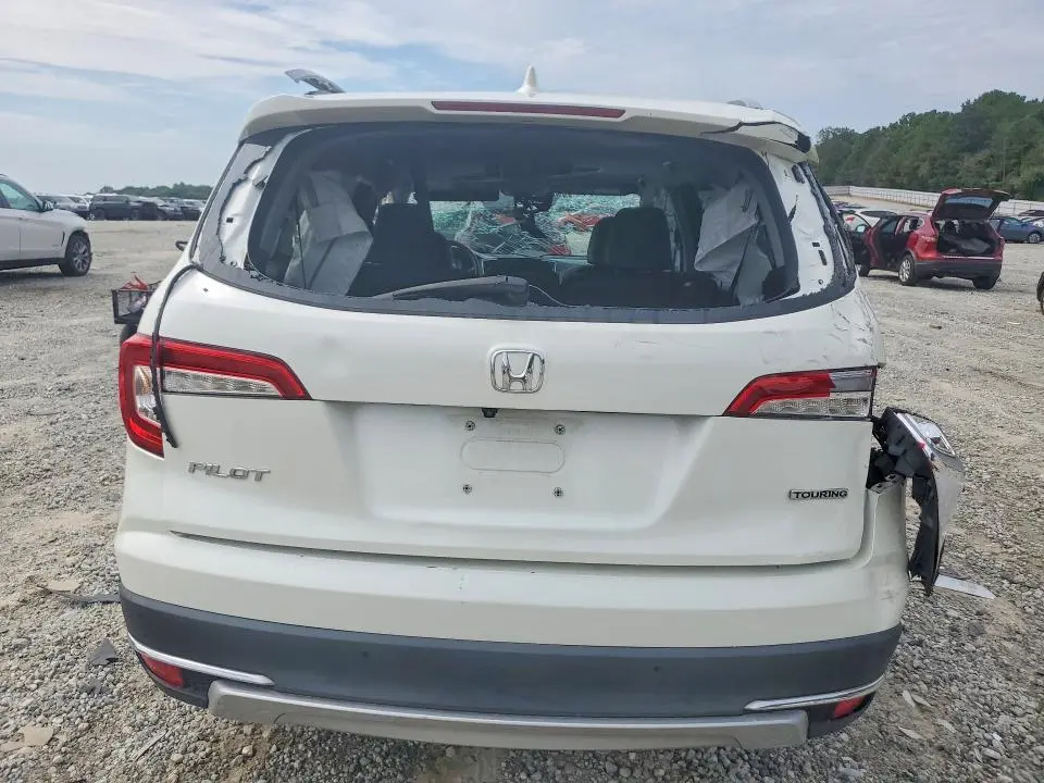2019 HONDA PILOT TOURING  