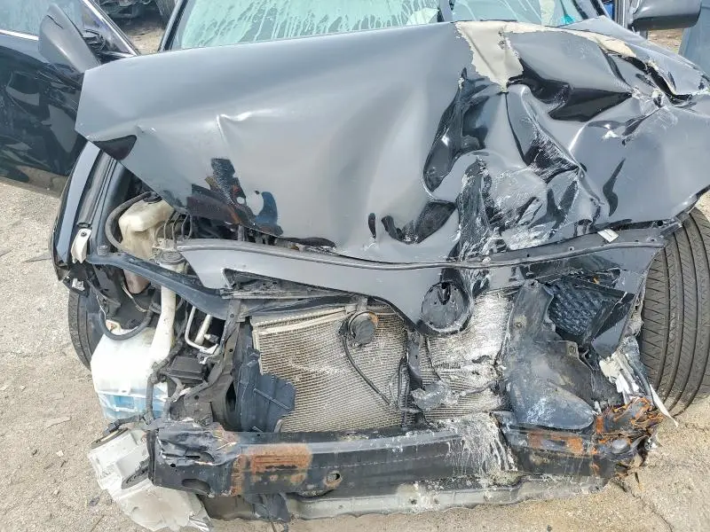 2011 TOYOTA CAMRY SE  