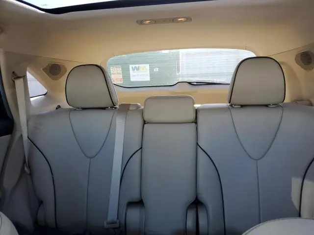 2013 TOYOTA VENZA LE  