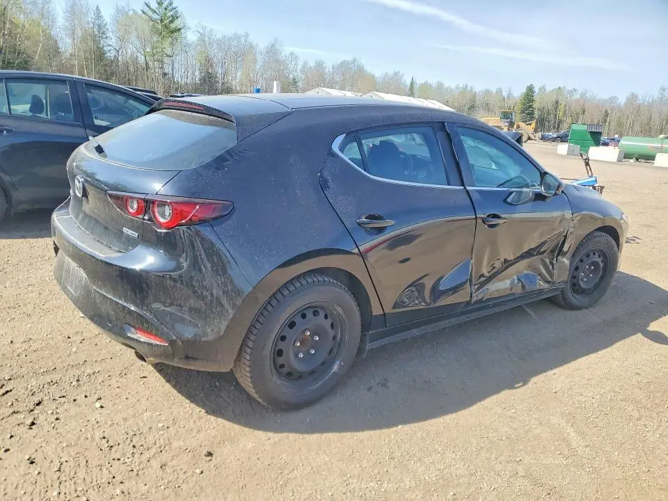 2025 MAZDA 3 PREFERRED  