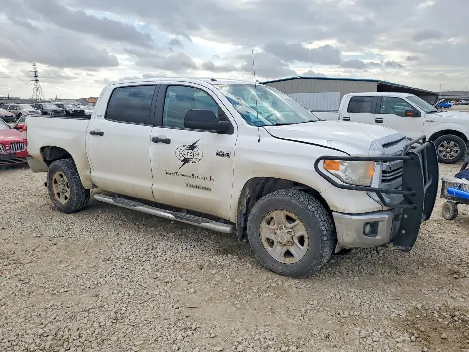 2017 TOYOTA TUNDRA   