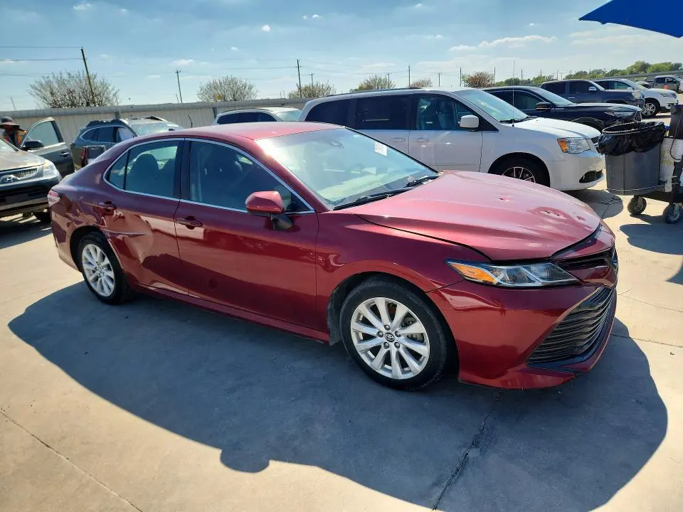 2020 TOYOTA CAMRY LE  
