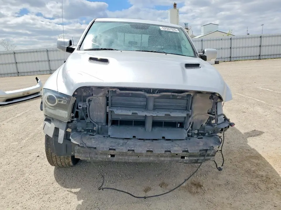 2014 RAM 1500 SPORT  