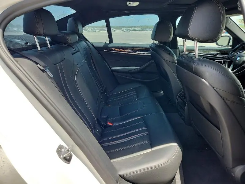 2018 BMW 530E   