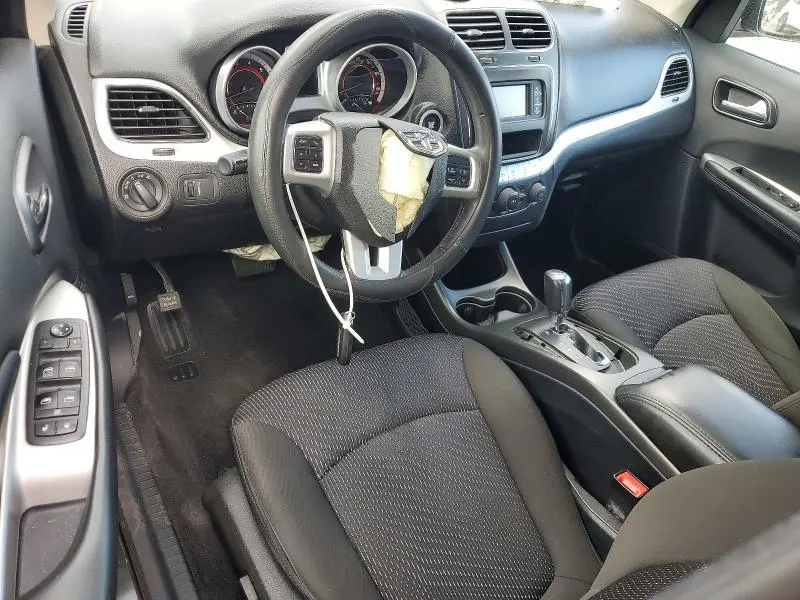 2020 DODGE JOURNEY SE  