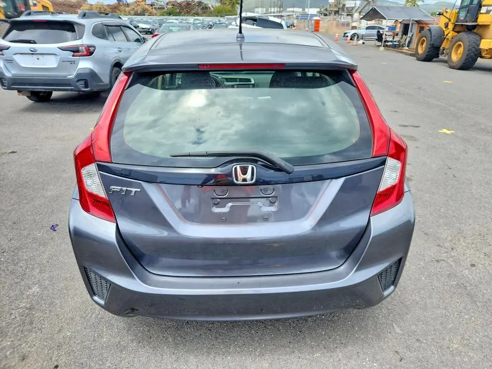 2016 HONDA FIT LX  