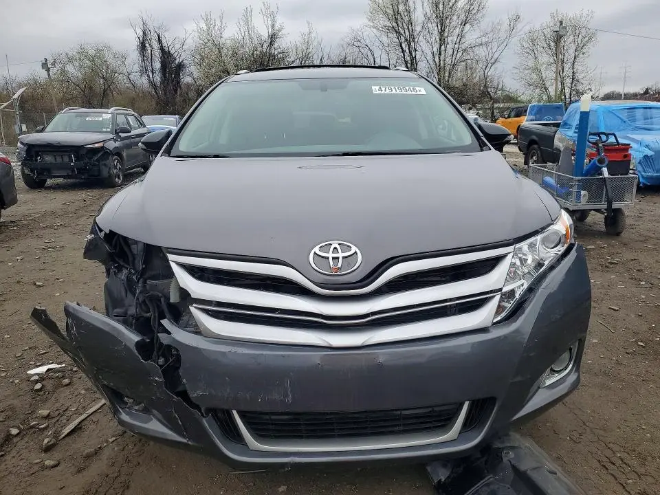 2015 TOYOTA VENZA LE  