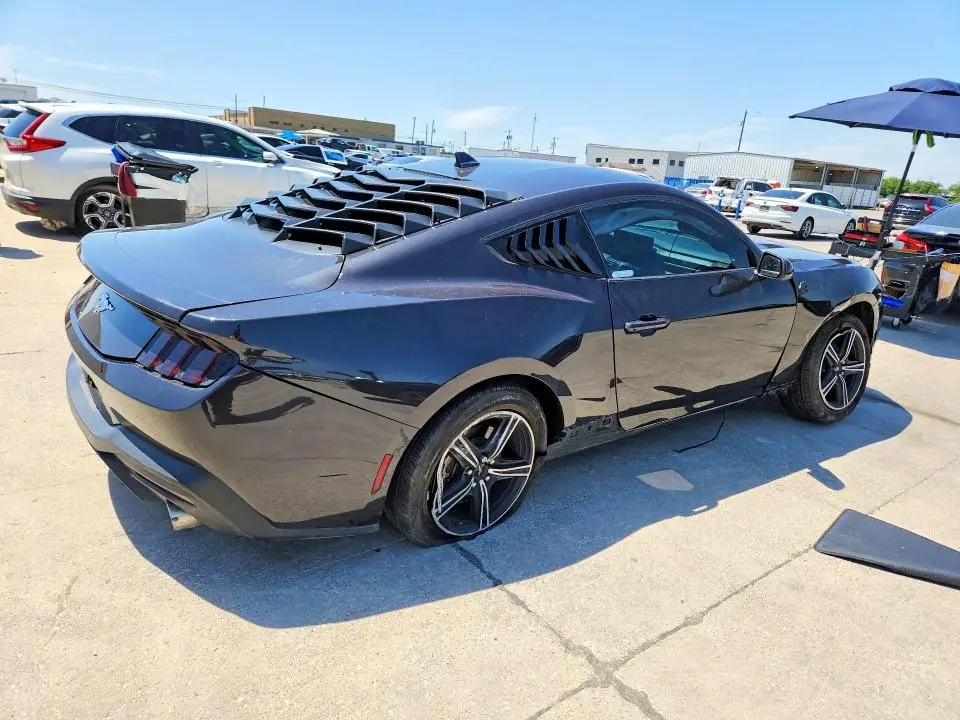 2024 FORD MUSTANG   