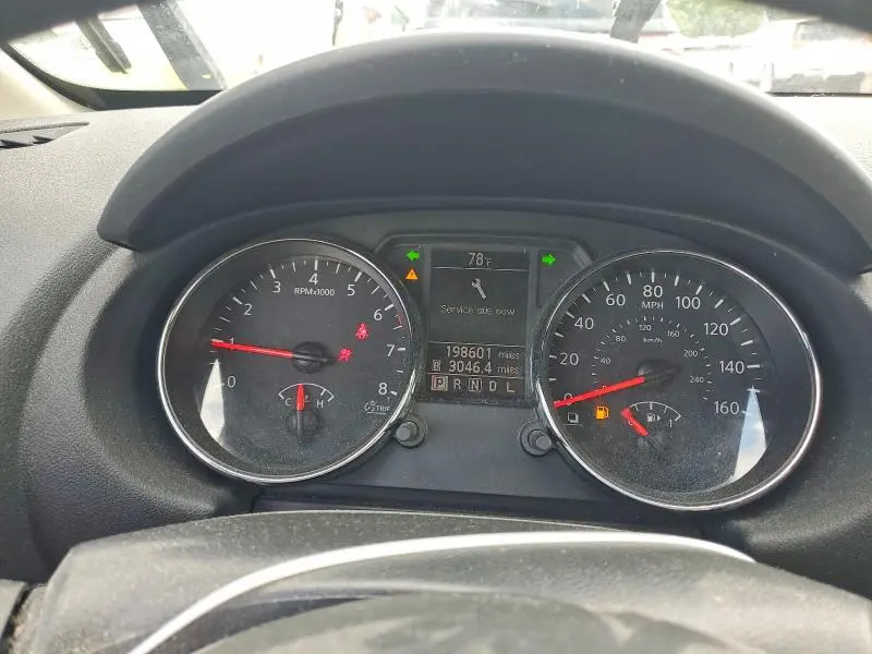 2012 NISSAN ROGUE S  