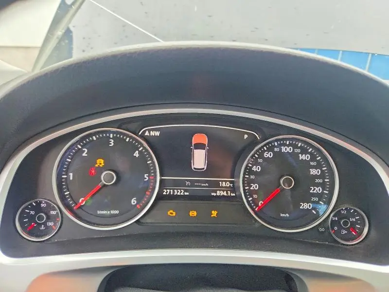 2014 VOLKSWAGEN TOUAREG V6 TDI  