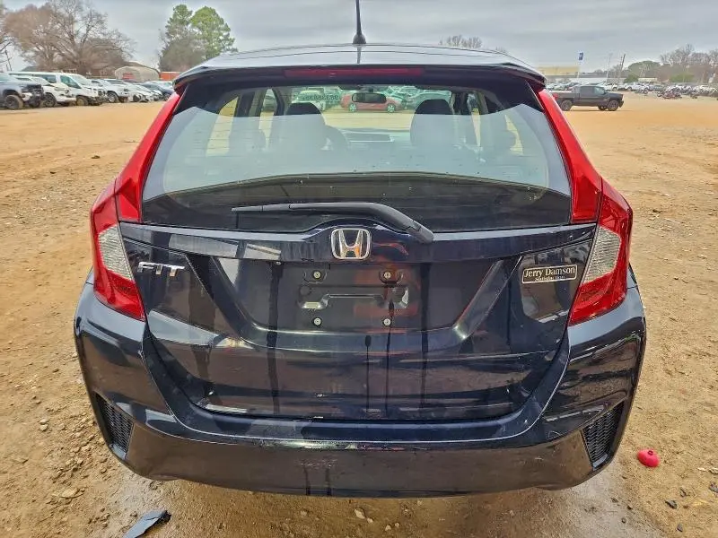 2016 HONDA FIT LX  