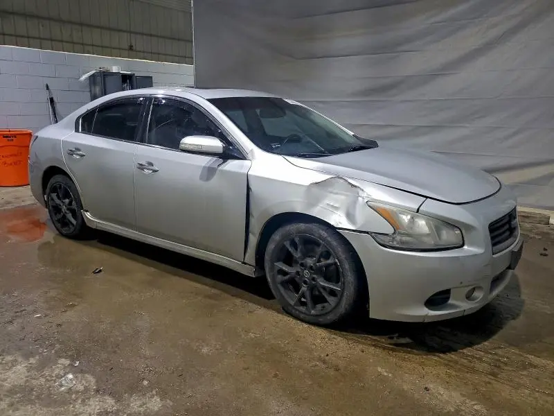 2014 NISSAN MAXIMA 3.5 SV  