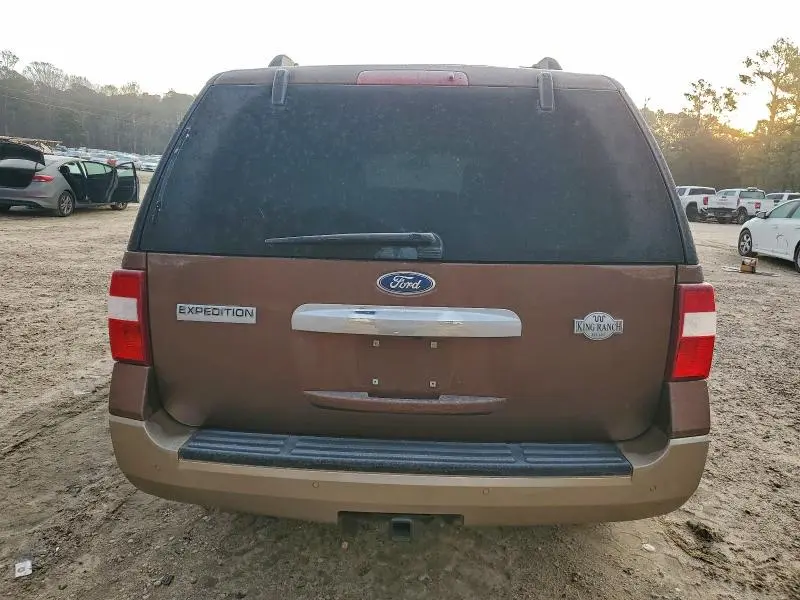 2011 FORD EXPEDITION XLT  
